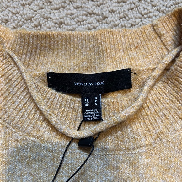 BNWT Vero Moda Beige/Tan crew neck sweater - Picture 5 of 6